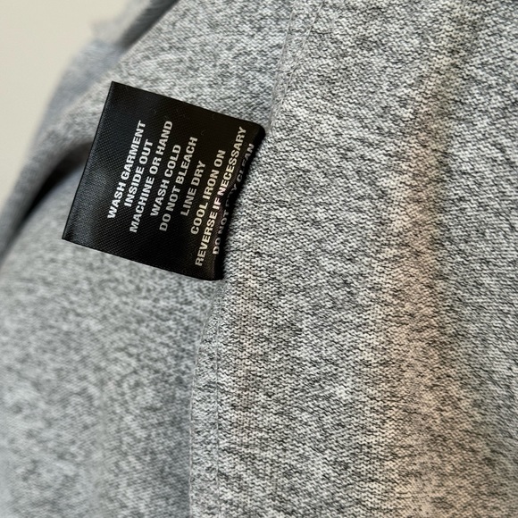 NWT! Love & Lace Womens Gray Large sweater Top Super Soft Like Cashmere shoes - Picture 8 of 14